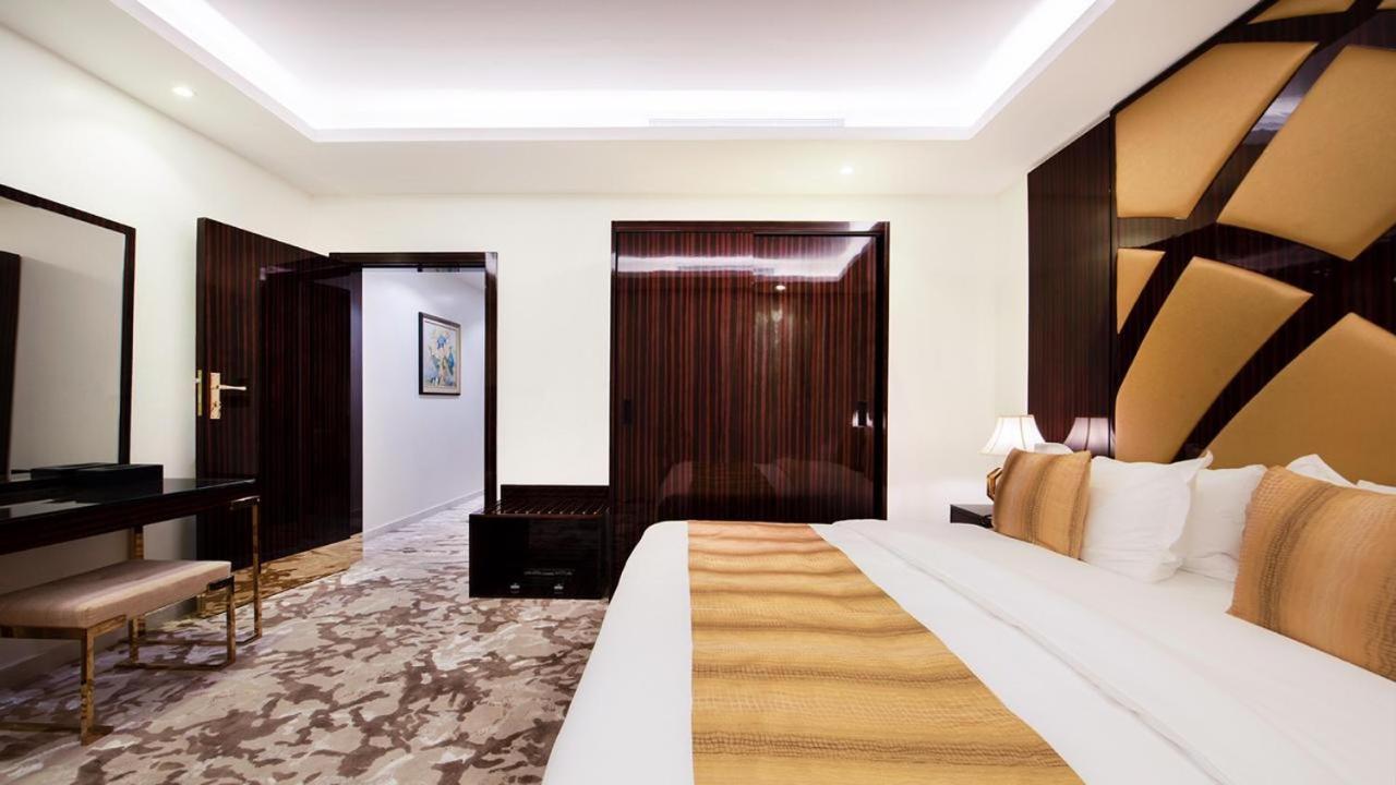 Golden Dream Hotel Khamis Mushait Esterno foto