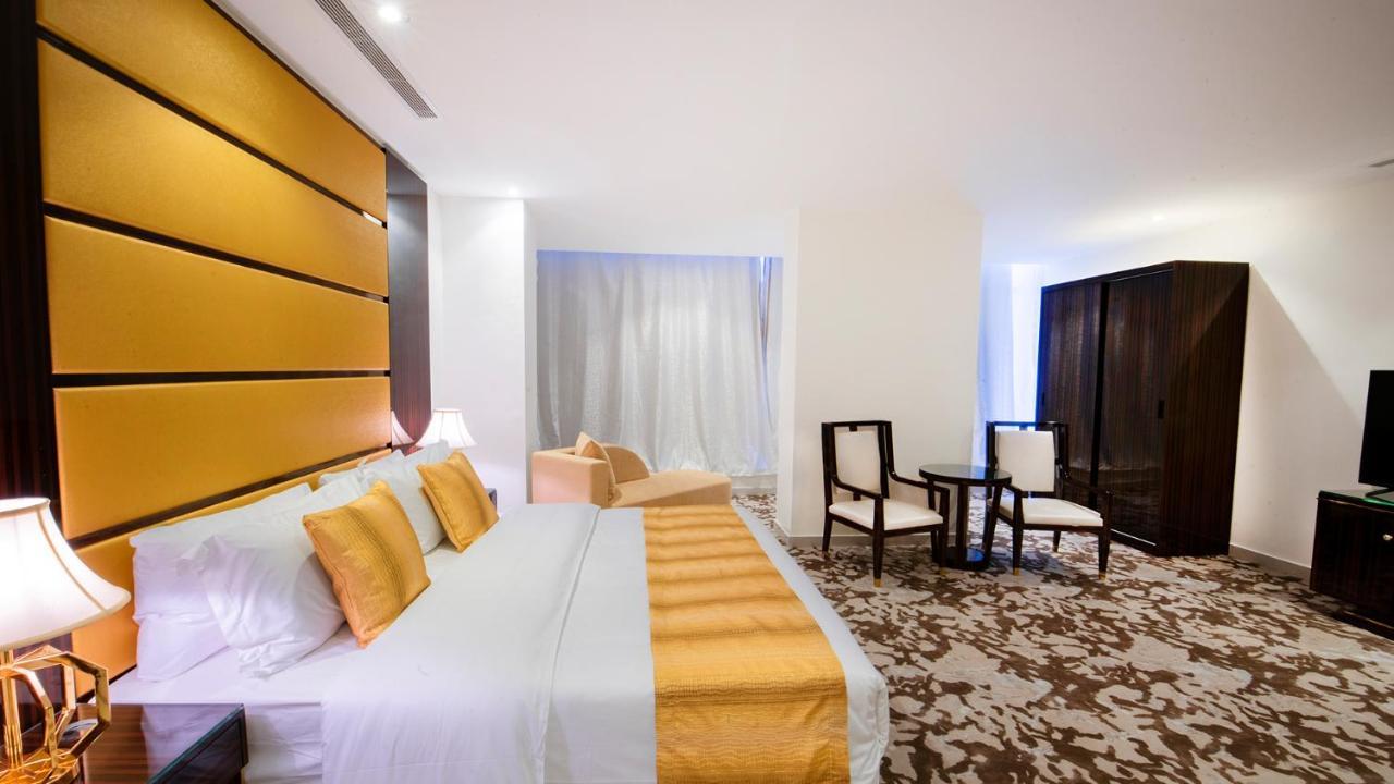 Golden Dream Hotel Khamis Mushait Esterno foto