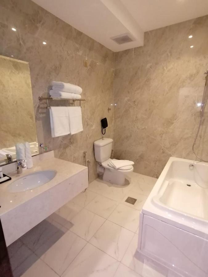 Golden Dream Hotel Khamis Mushait Esterno foto
